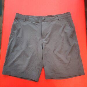 Columbia Omni-wick short relaxed fit grey men's size 36